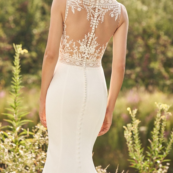 Elegant Lace Wedding Dress for Women Pleated White